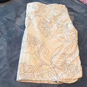 Columbia White Skort with Teal and Black Flowers